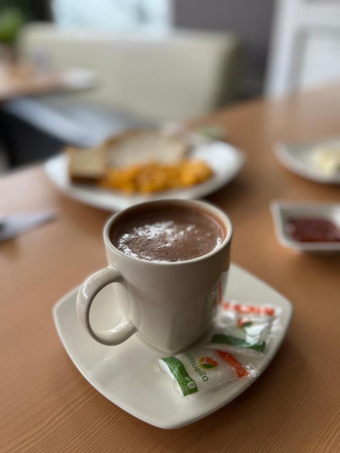 Hotel Volare Armenia  Eksteriør billede